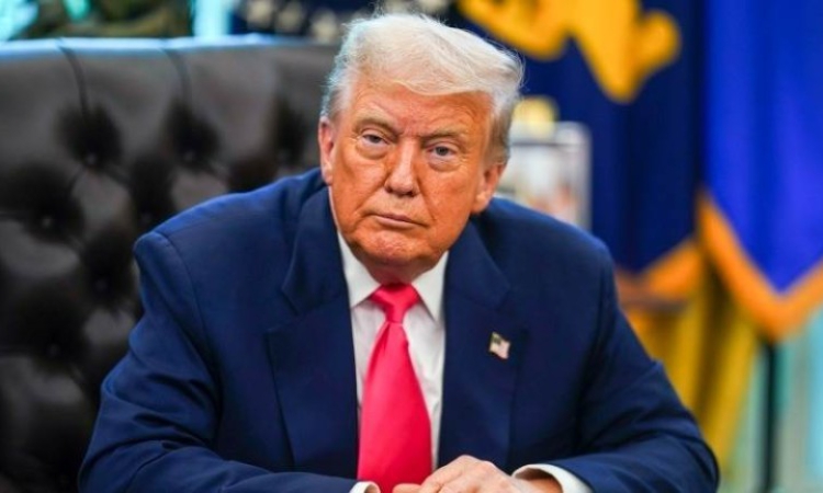 Доналд Тръмп удължи с една година санкциите срещу Русия